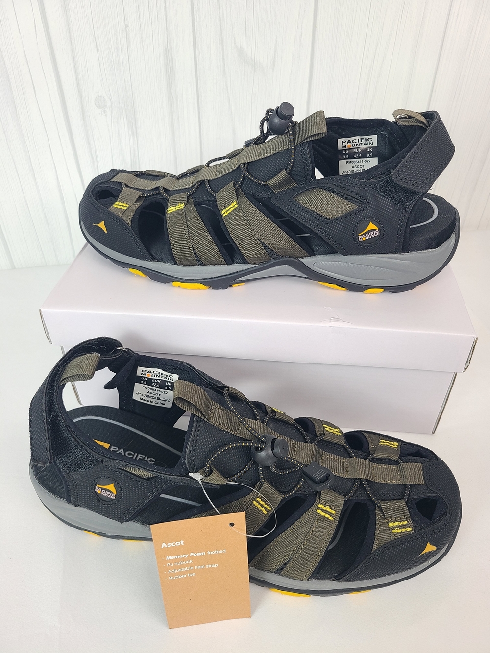 New Pacific Mountain Ascot Men's Olive and Black Outdoor Sandals